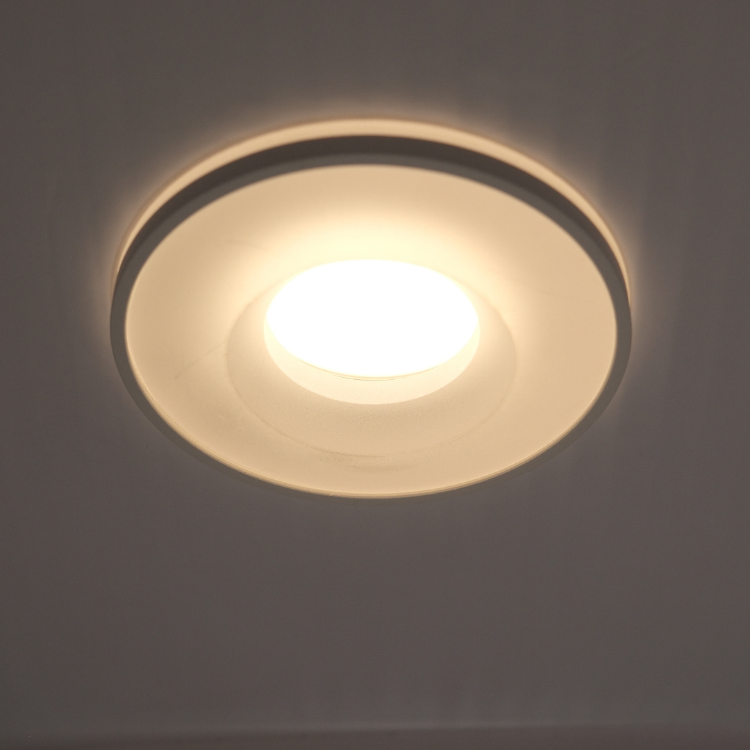 Qavun Holo Serisi Yuvarlak Beyaz Spot Light QV 11201-009