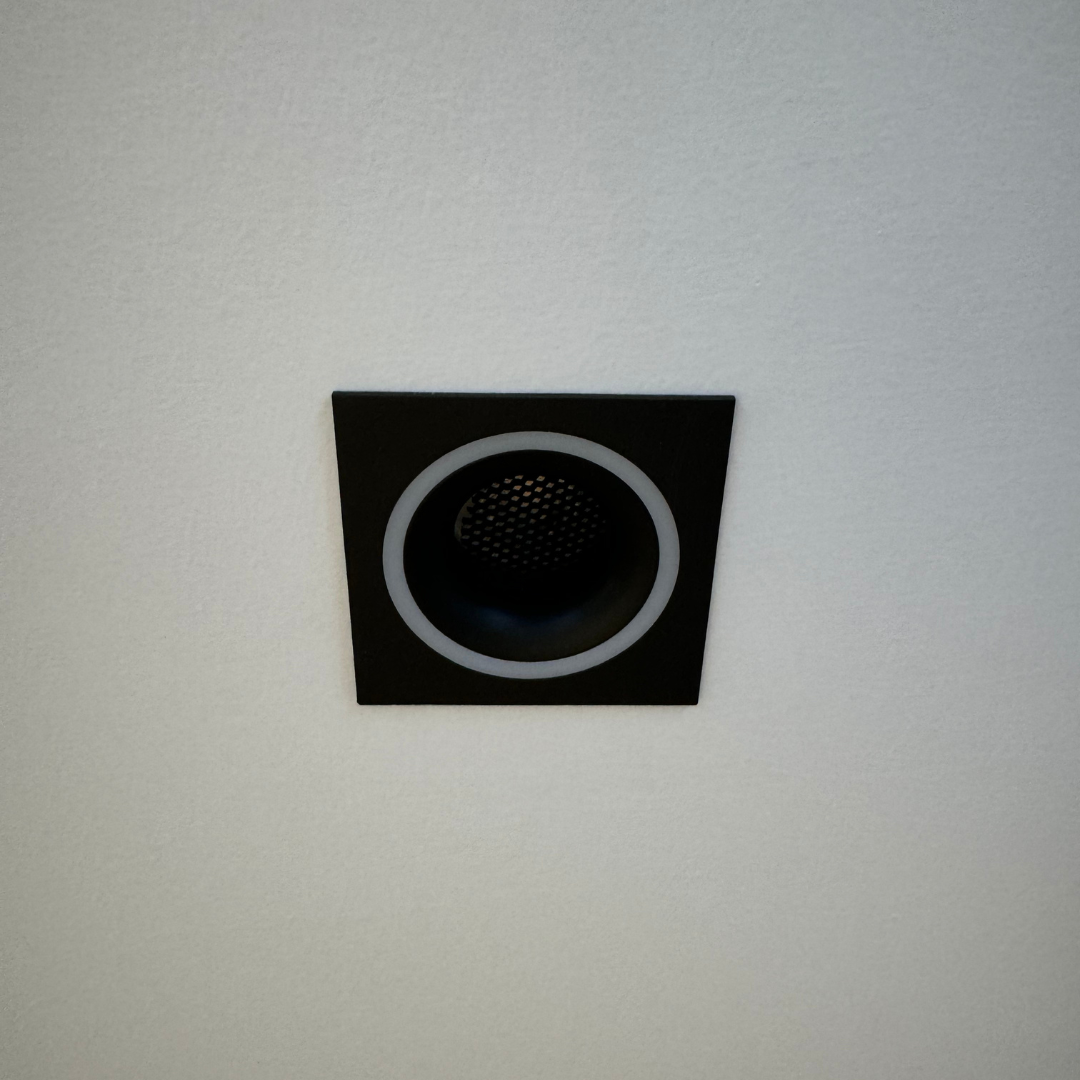 Qavun Holo Serisi Kare Siyah Bal Peteği Spot Light QV 11202-003