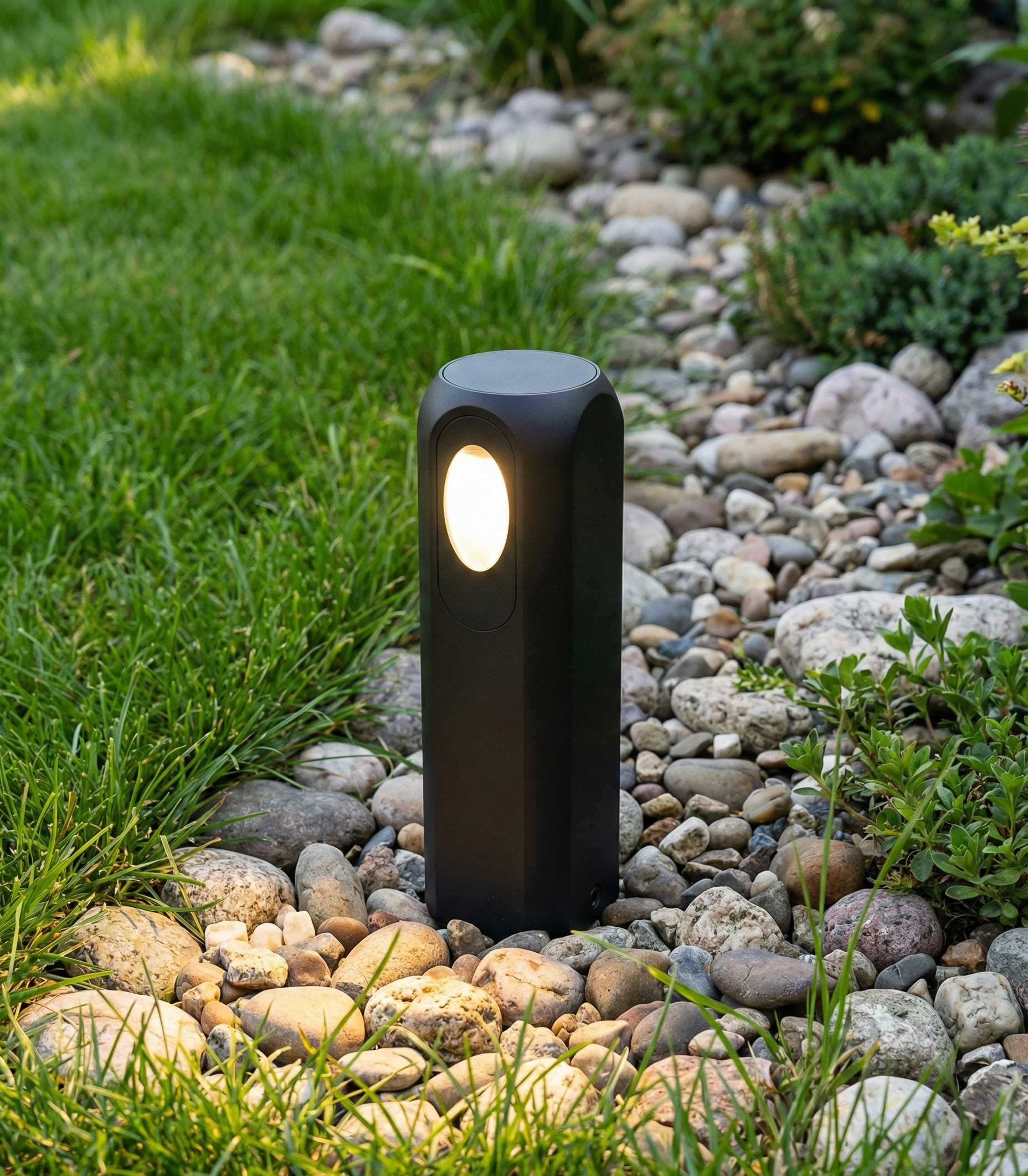 Qavun Stone Outdoor Bollard