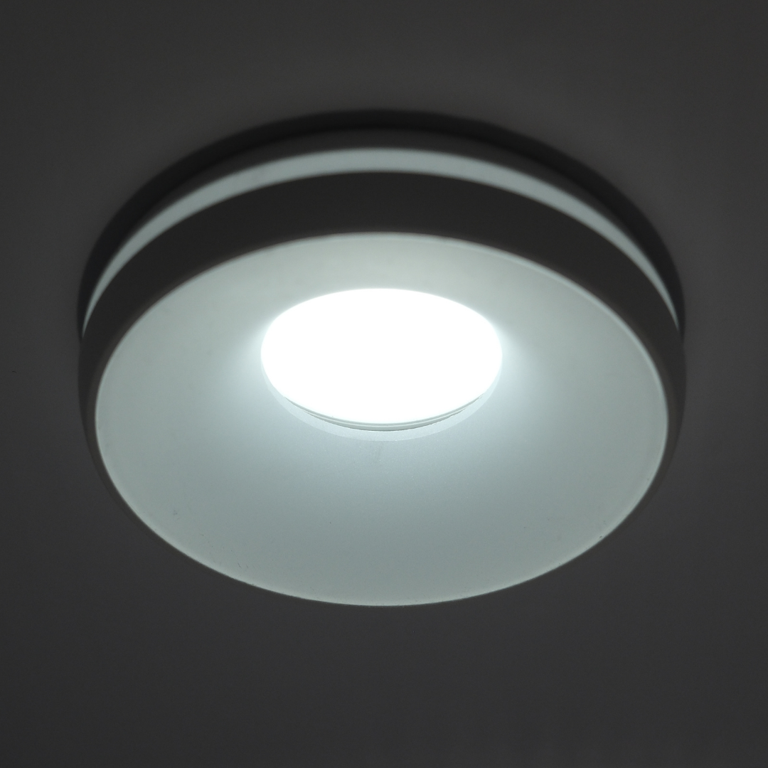 Qavun Holo Serisi Yuvarlak Beyaz Spot Light QV 11201-008