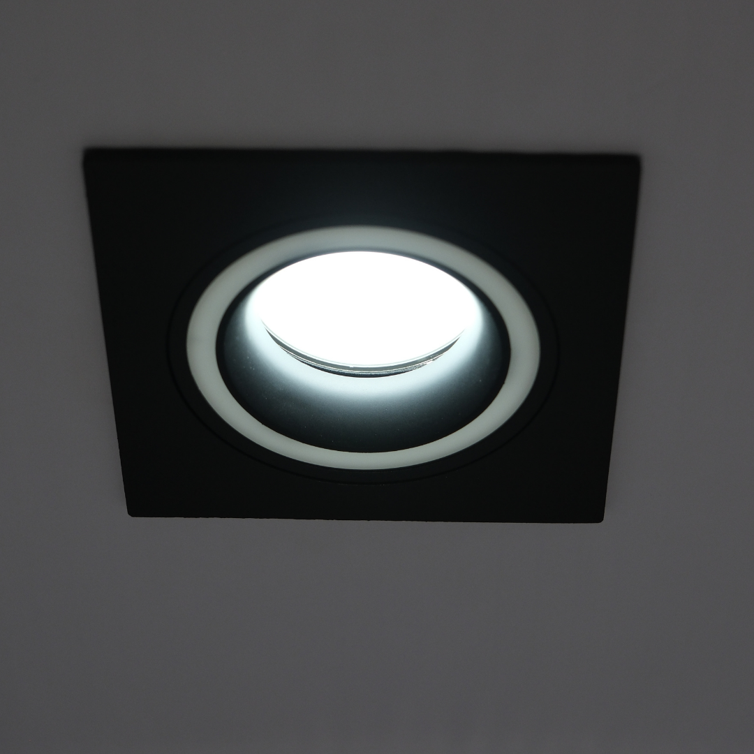 Qavun Holo Serisi Kare Siyah Spot Light QV 11202-002