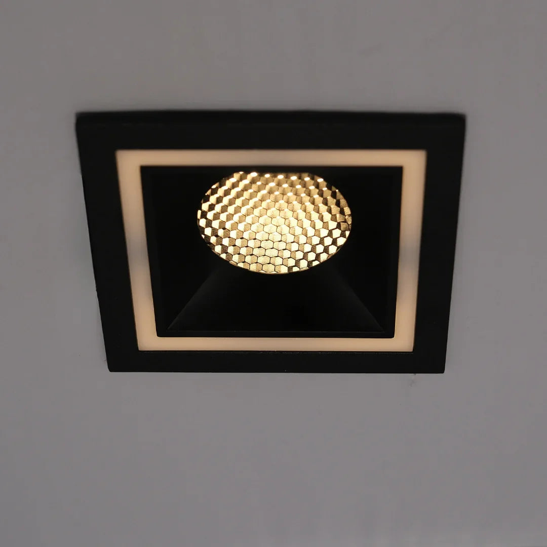 Qavun Holo Serisi Kare Siyah Bal Peteği Spot Light QV 11202-006