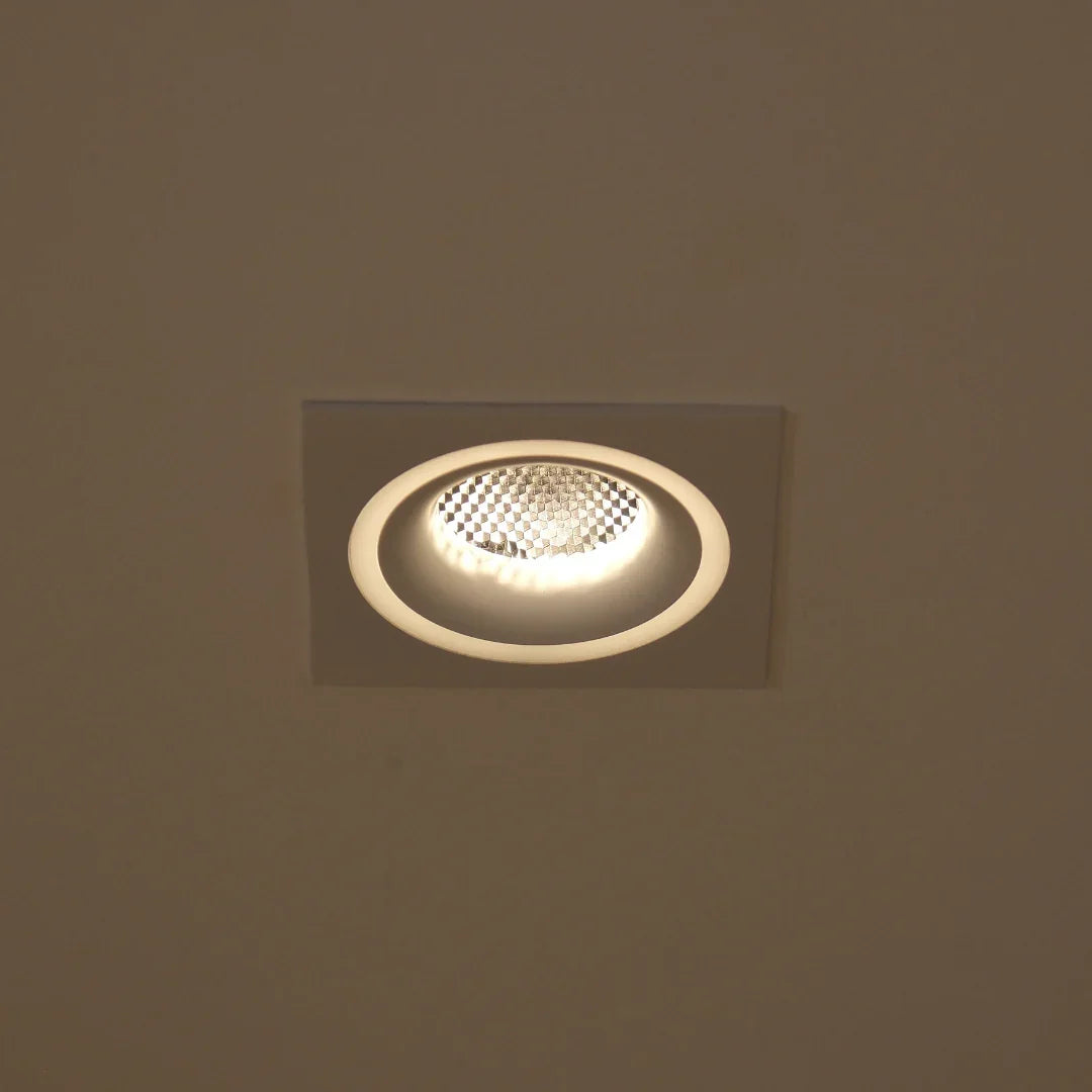 Qavun Holo Serisi Kare Beyaz Bal Peteği Spot Light QV 11201-003