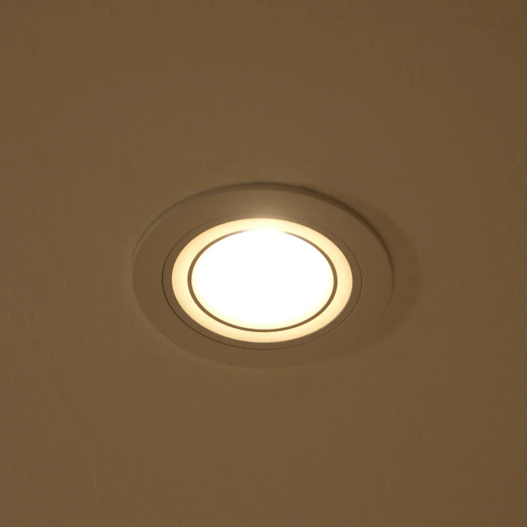 Qavun Holo Serisi Yuvarlak Beyaz Spot Light QV 11201-001