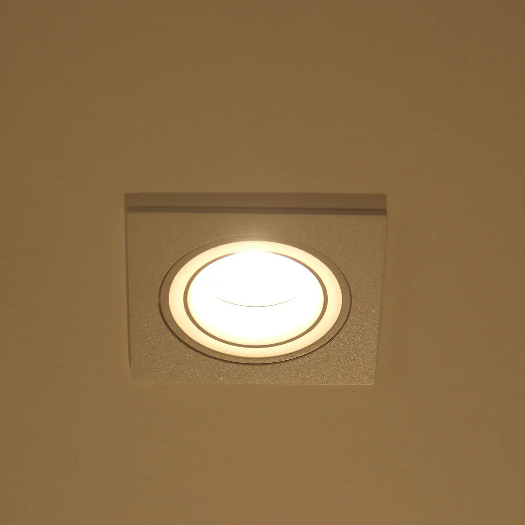 Qavun Holo Serisi Kare Beyaz Spot Light QV 11201-002