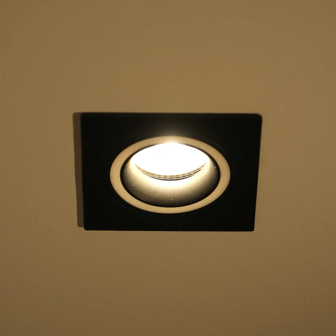 Qavun Holo Serisi Kare Siyah Spot Light QV 11202-002