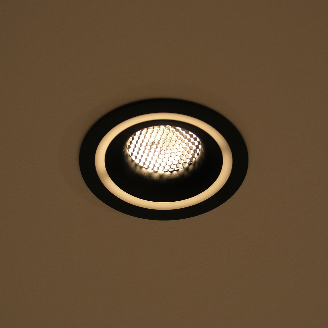 Qavun Holo Serisi Yuvarlak Siyah Bal Peteği Spot Light QV 11202-004