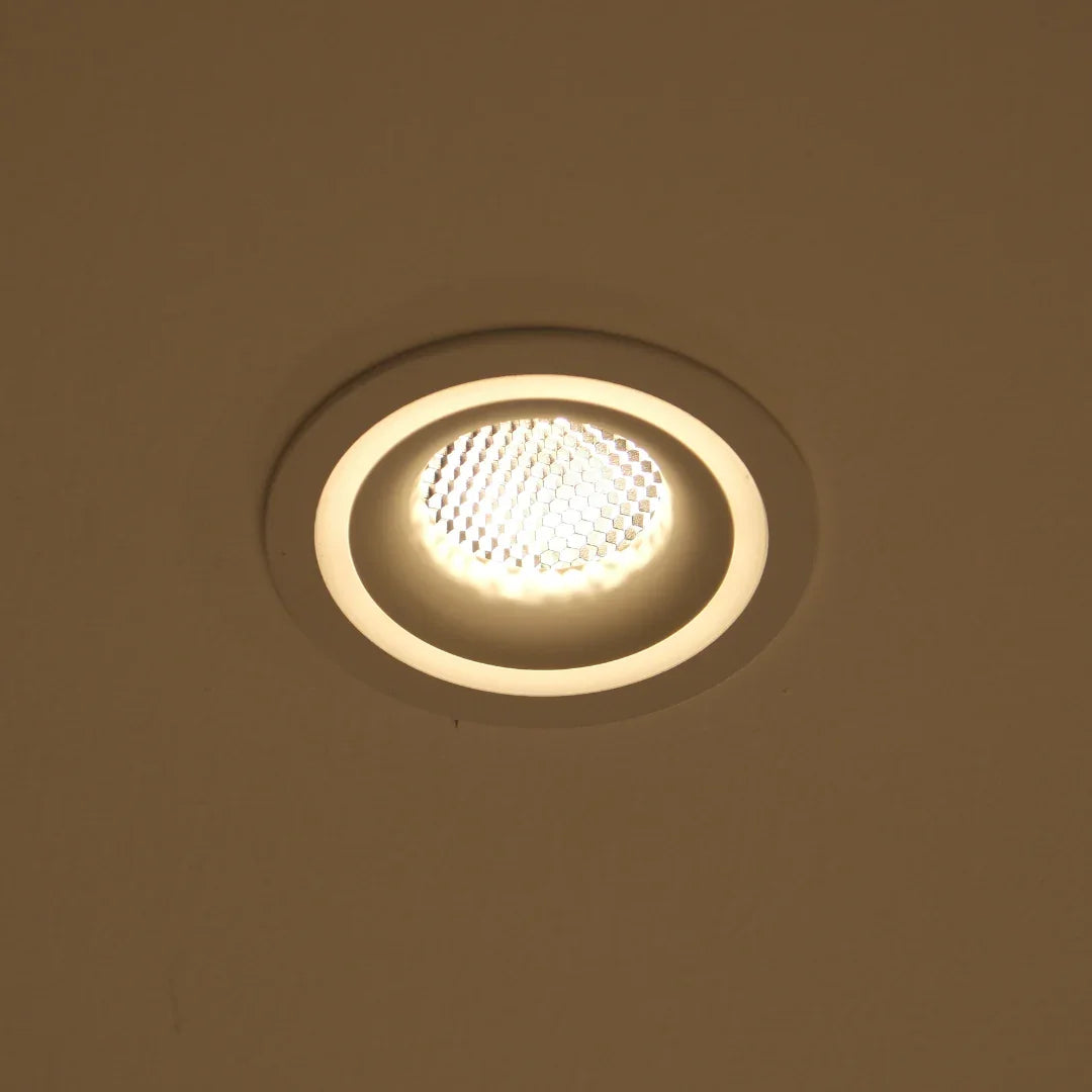 Qavun Holo Serisi Yuvarlak Beyaz Bal Peteği Spot Light QV 11201-004